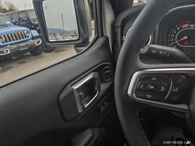 Jeep Wrangler 4-Door  2024