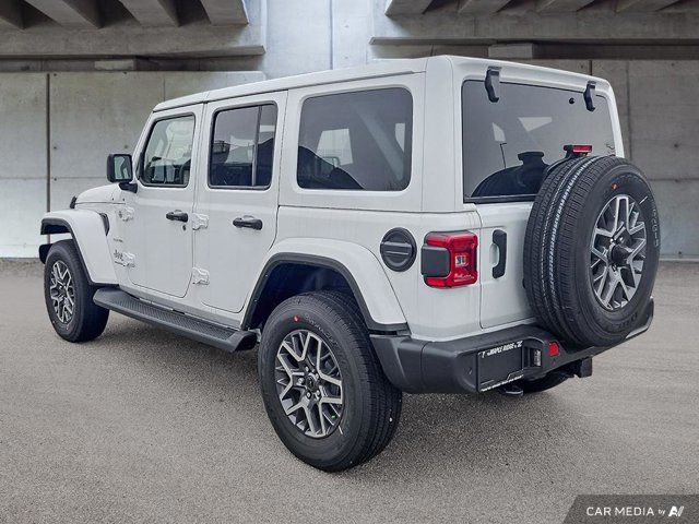 Jeep Wrangler 4-Door  2024