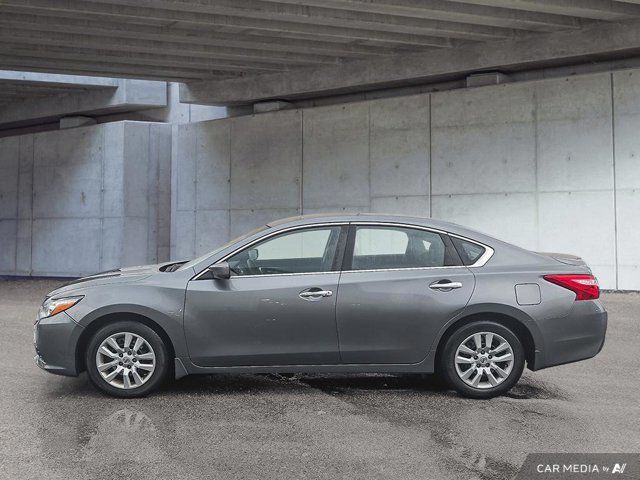 Nissan Altima  2017
