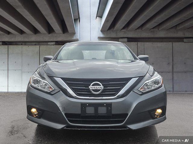 Nissan Altima  2017