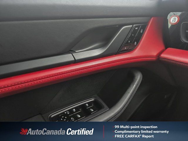 Porsche Taycan  2020