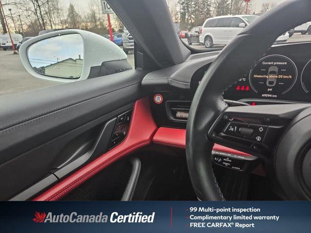 Porsche Taycan  2020