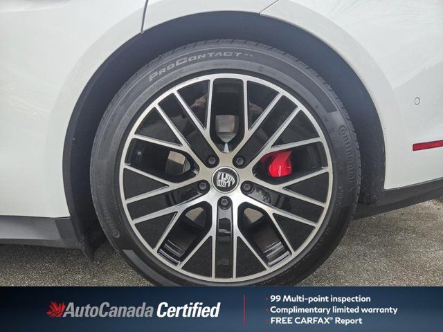 Porsche Taycan  2020