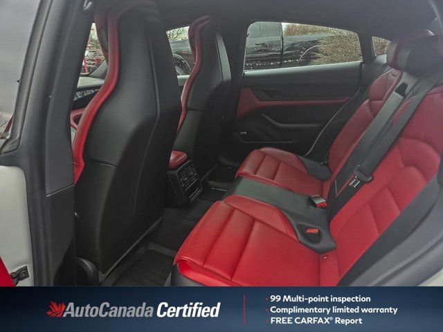 Porsche Taycan  2020