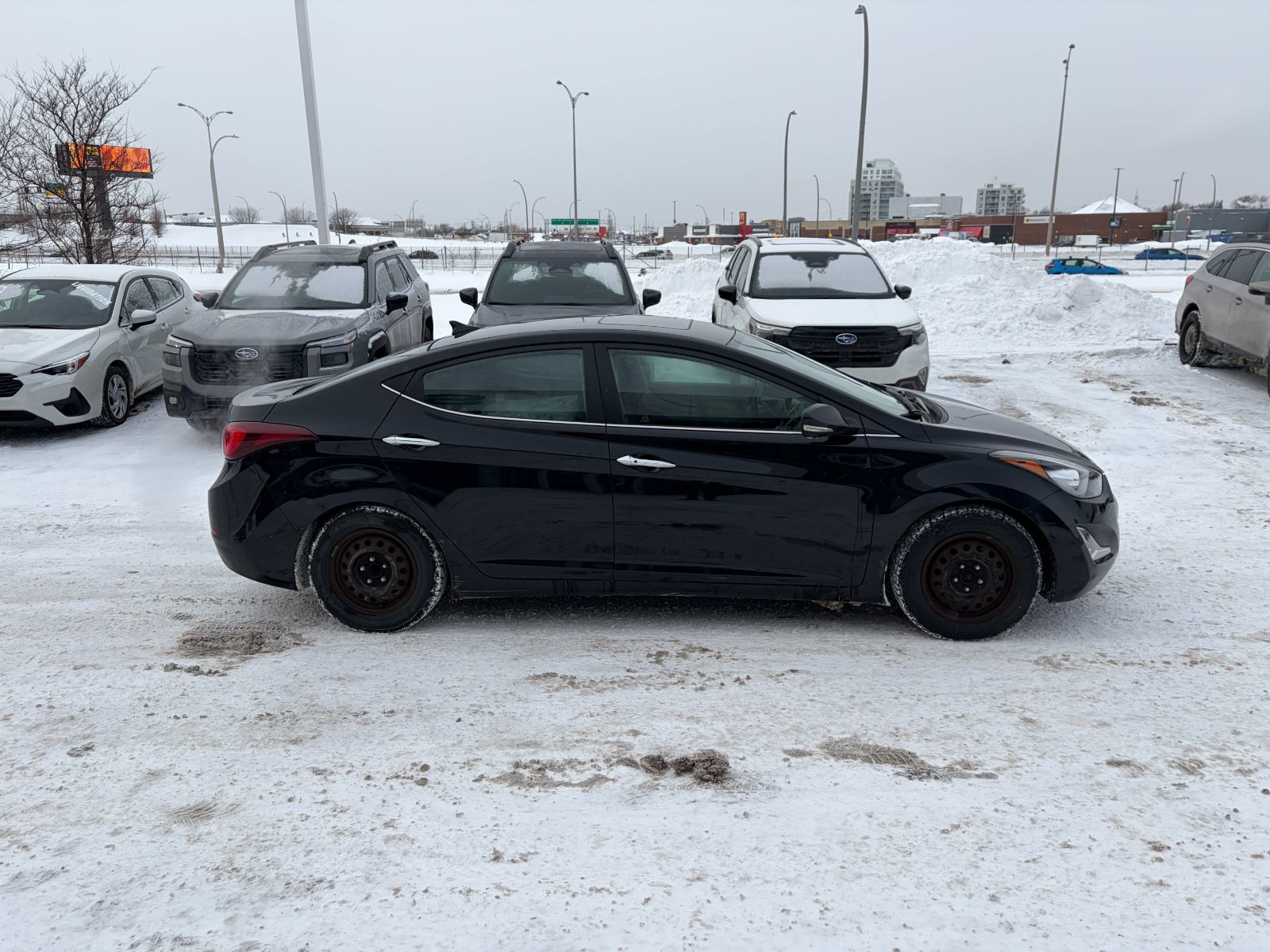 Hyundai Elantra  2015