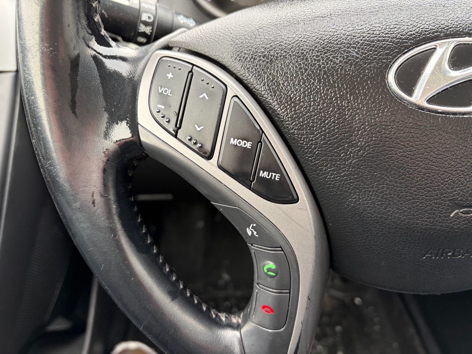 Hyundai Elantra  2015