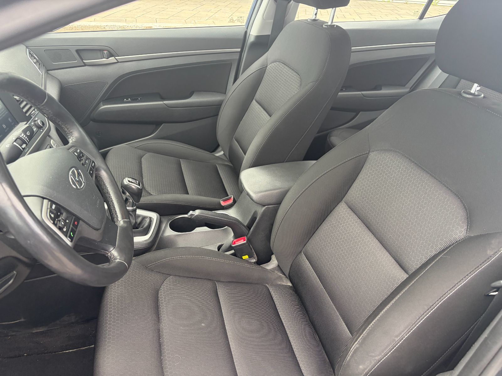 Hyundai Elantra  2018 à Dorval, Québec