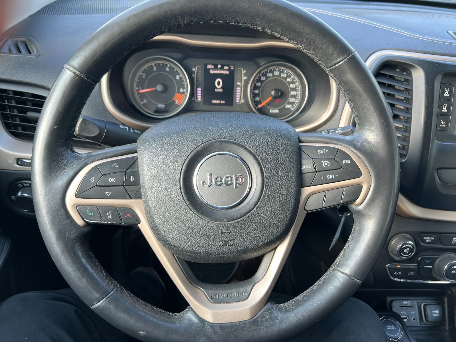 2015 Jeep Cherokee in Dorval, Quebec