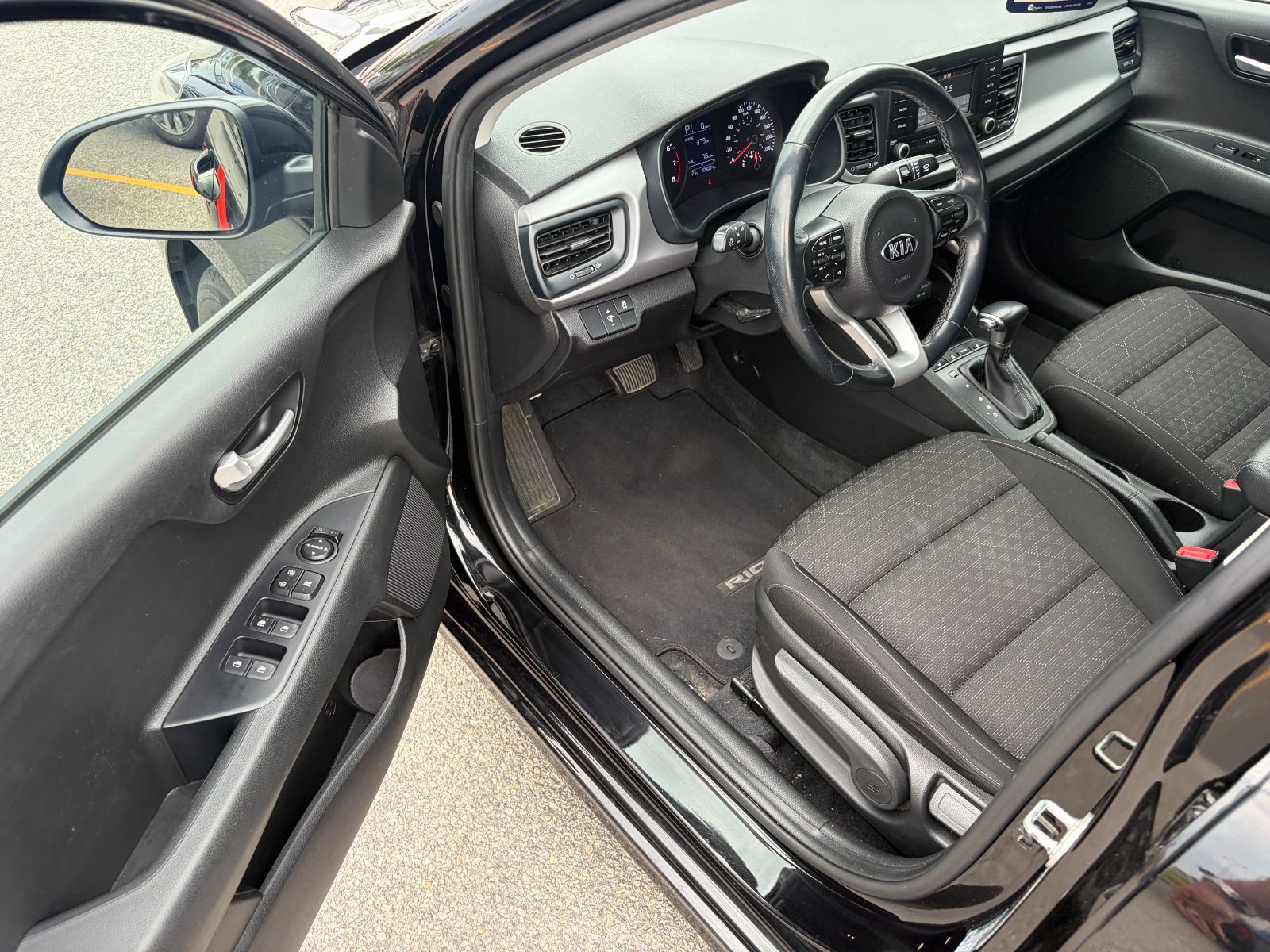 Kia Rio  2018