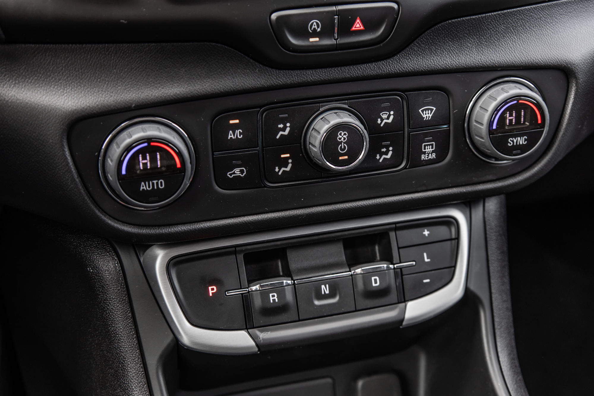 2023 GMC Terrain in Dorval, Quebec