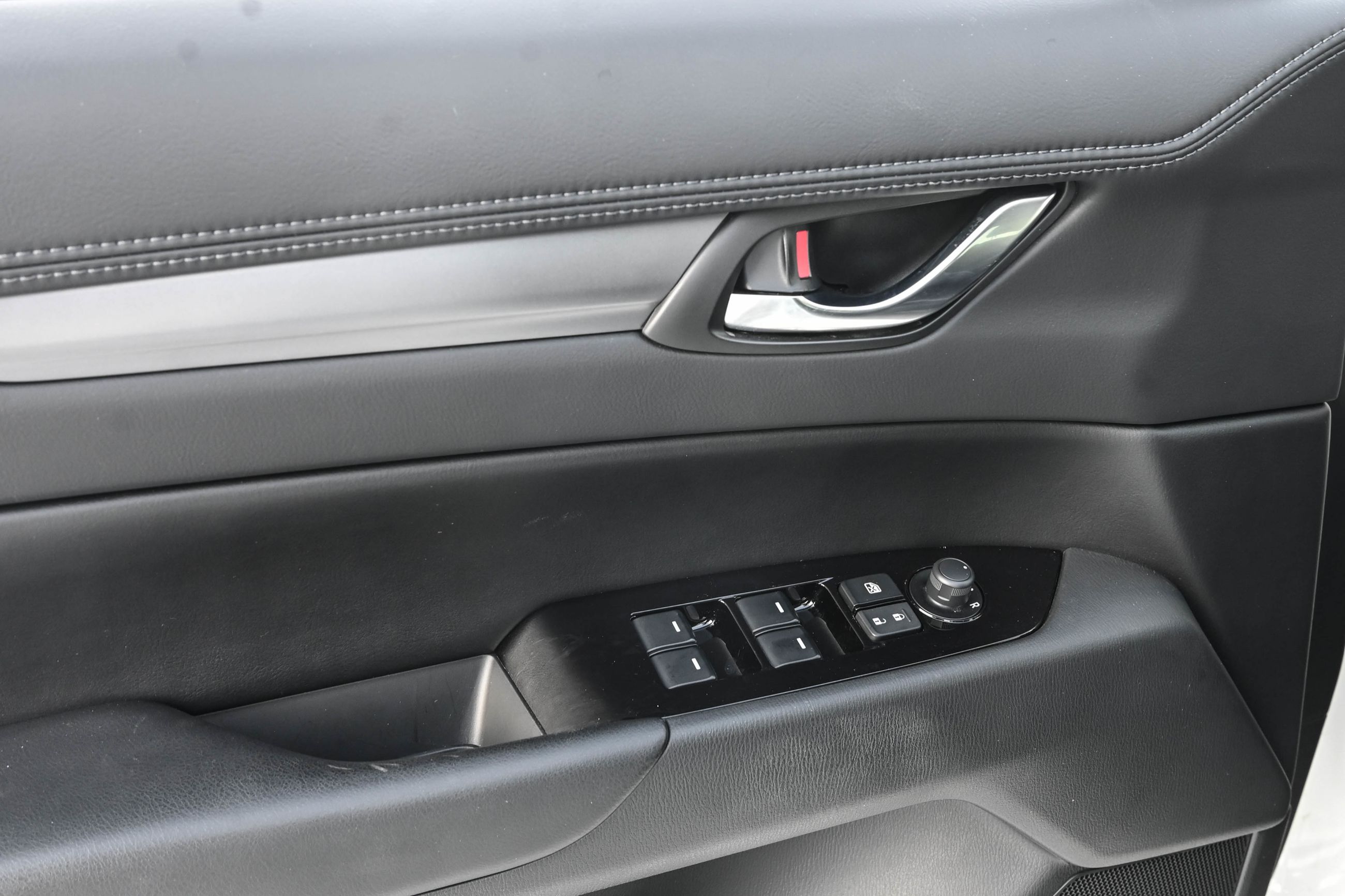 Mazda CX-5  2024 à Dorval, Québec