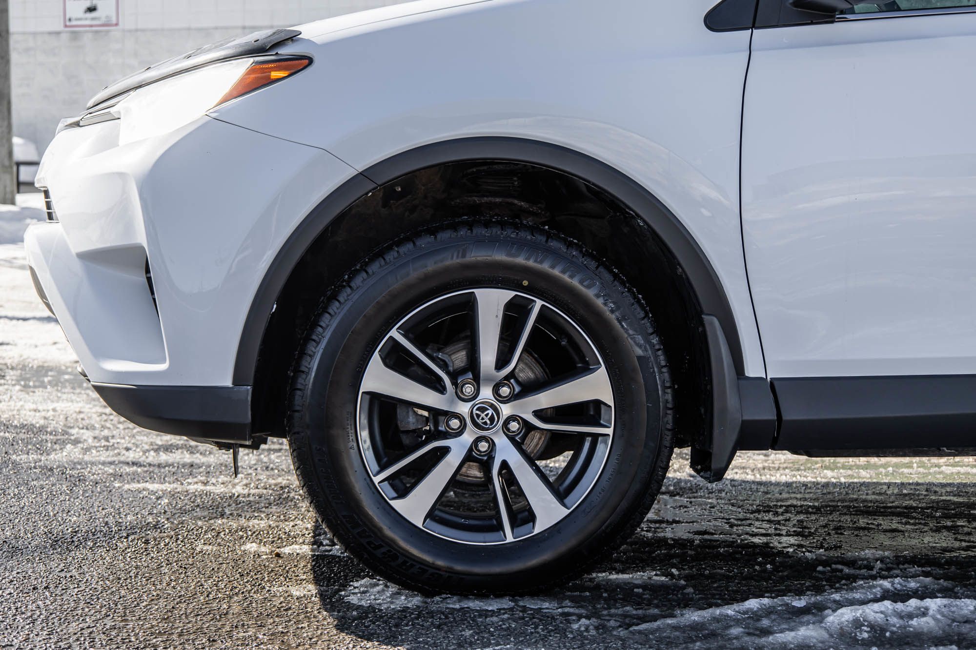 Toyota RAV4  2018 à Dorval, Québec