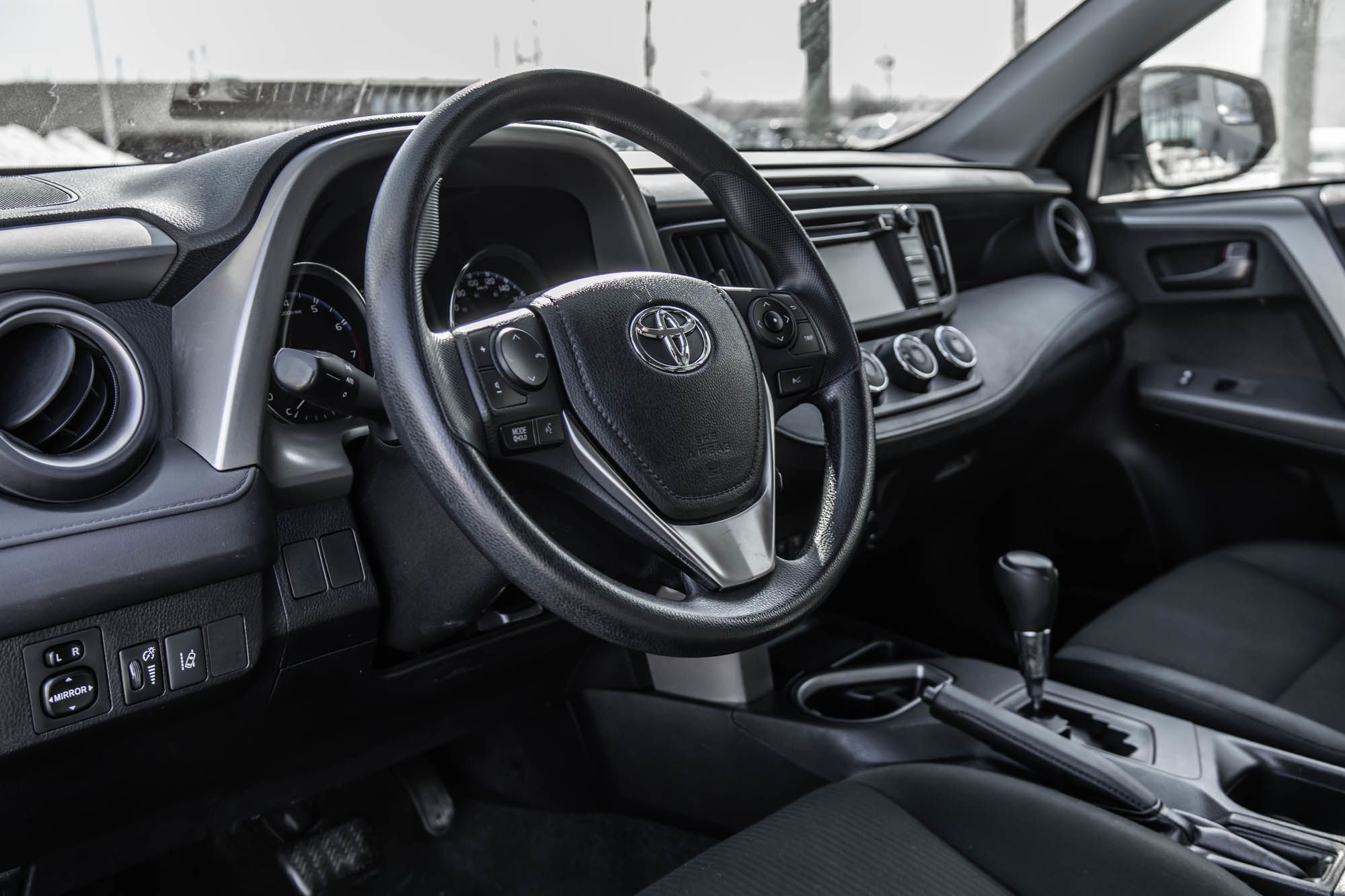 Toyota RAV4  2018 à Dorval, Québec