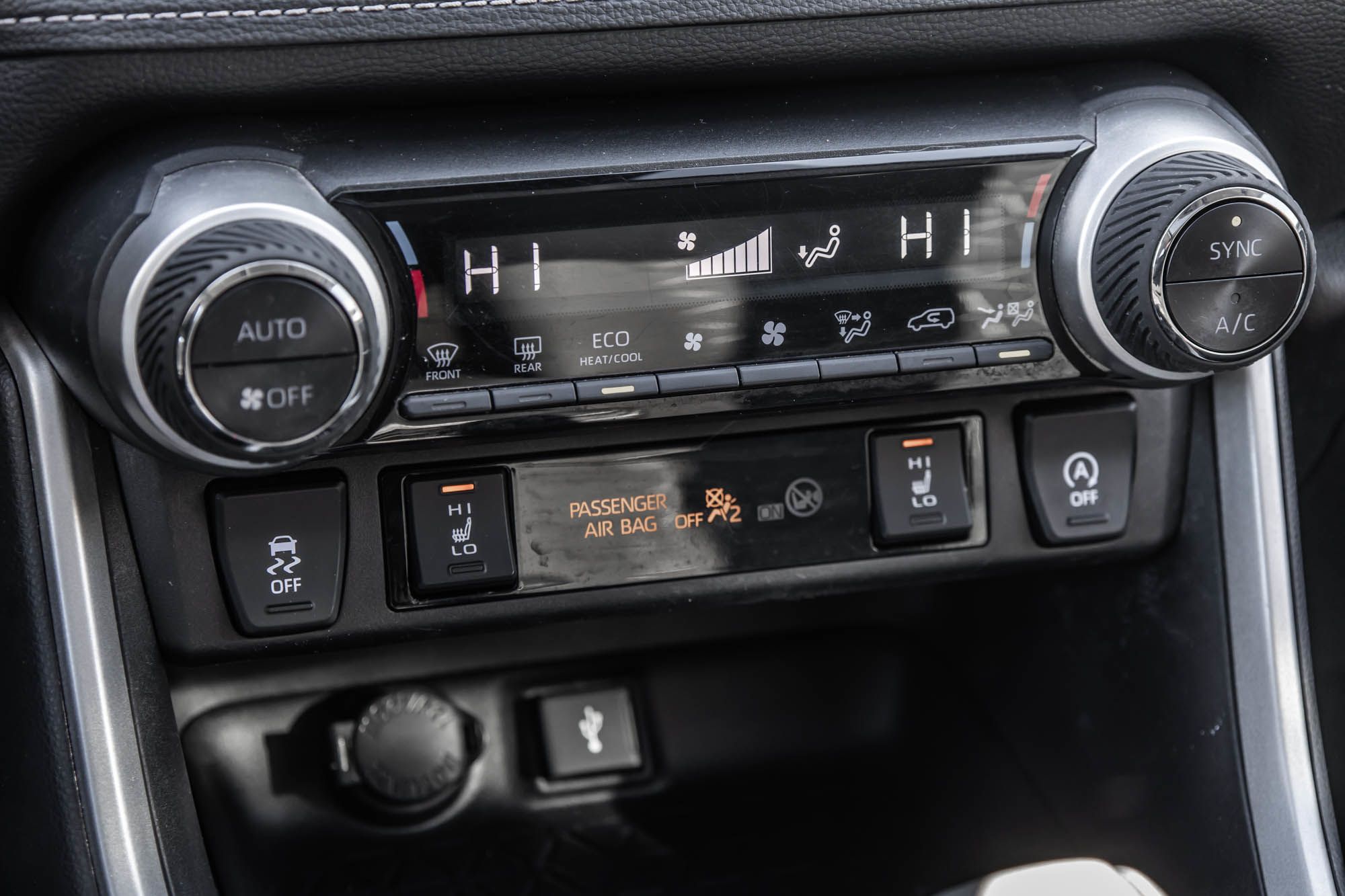 2021 Toyota RAV4 in Dorval, Quebec