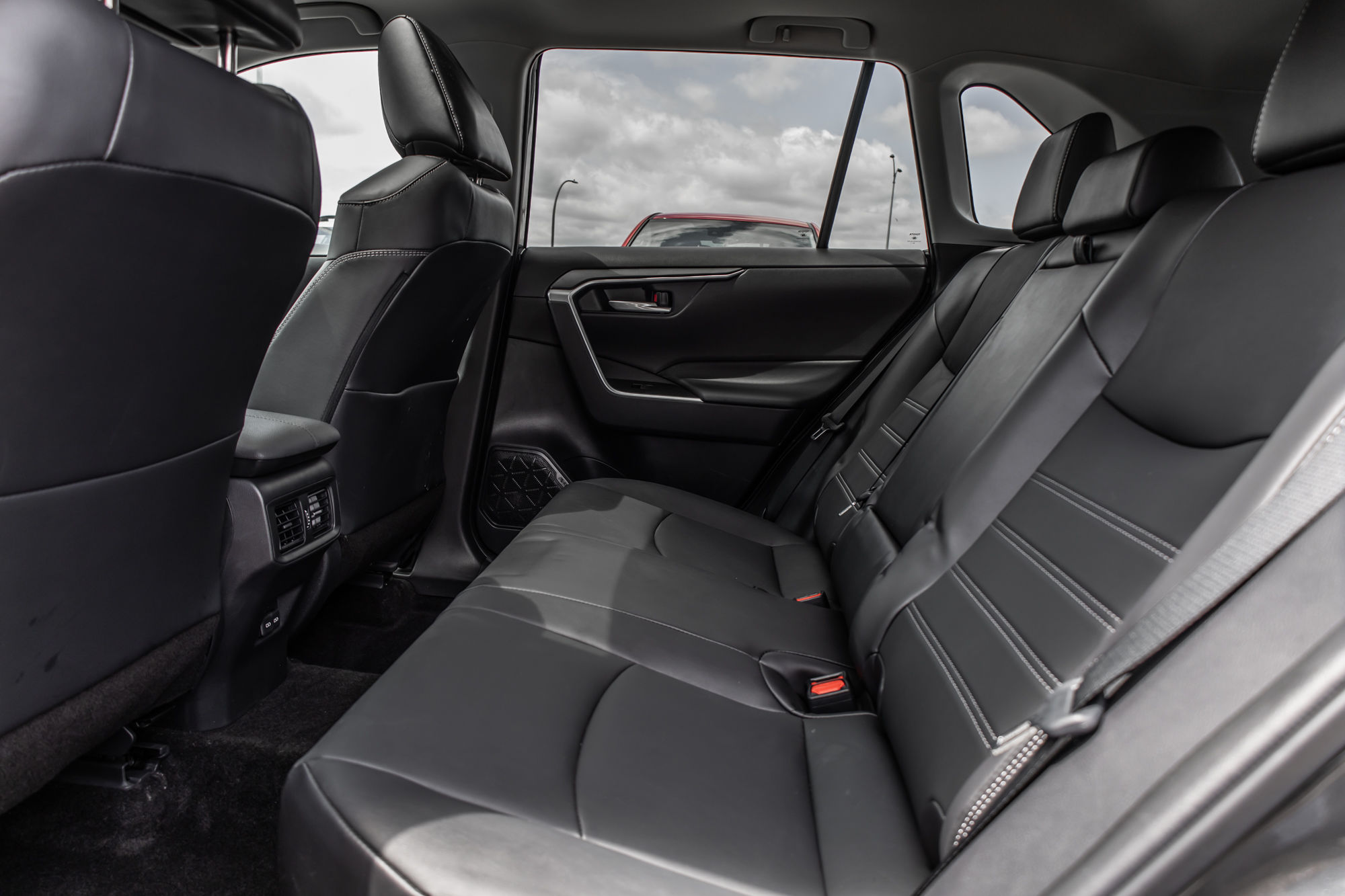 2023 Toyota RAV4 in Dorval, Quebec