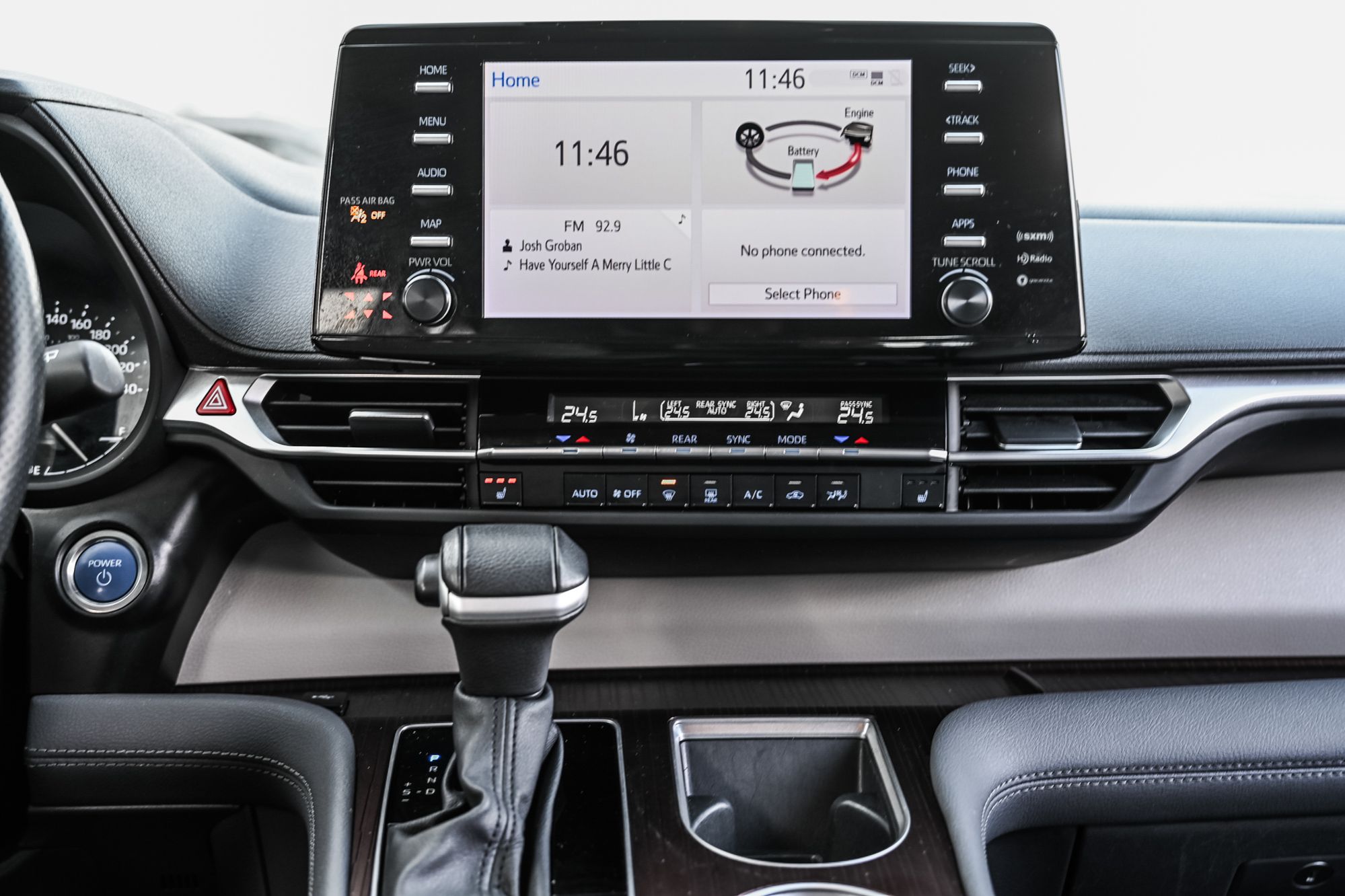 2024 Toyota Sienna in Dorval, Quebec