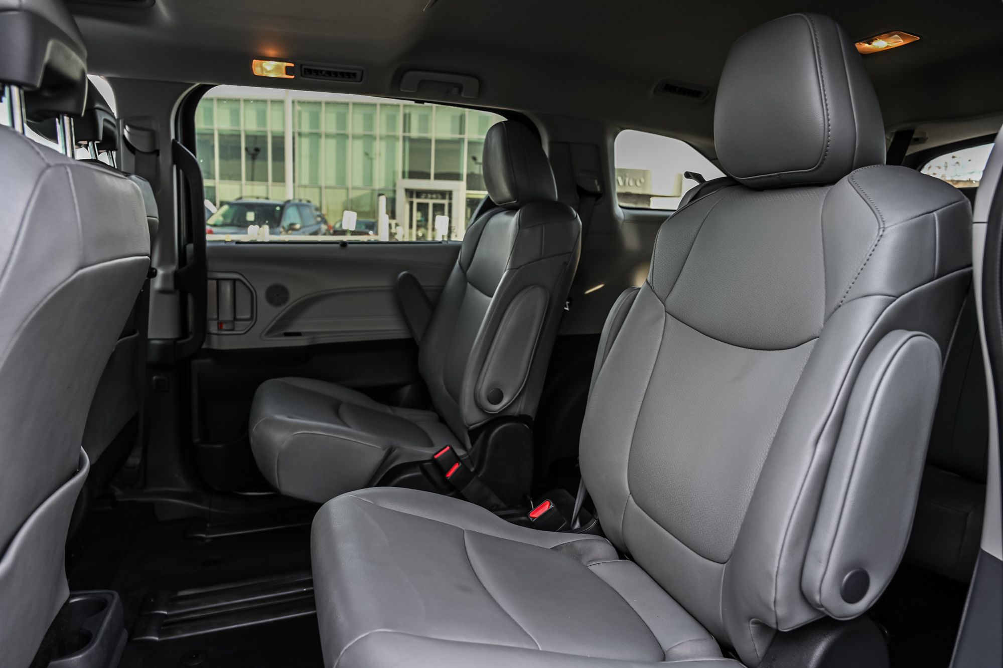 2024 Toyota Sienna in Dorval, Quebec