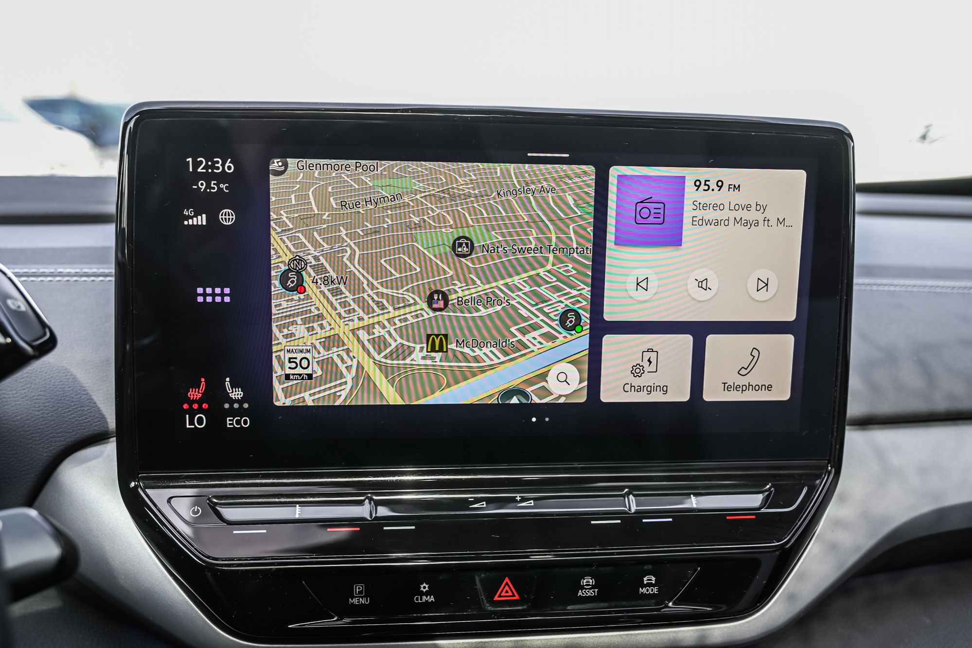 Volkswagen ID.4  2023 à Dorval, Québec