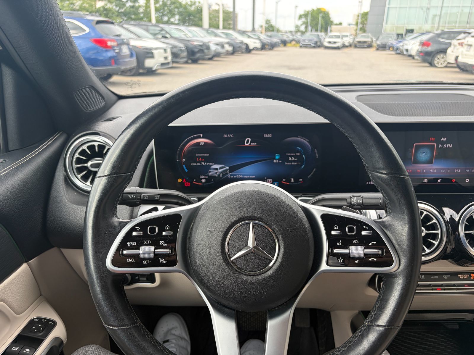 Mercedes-Benz GLB  2021