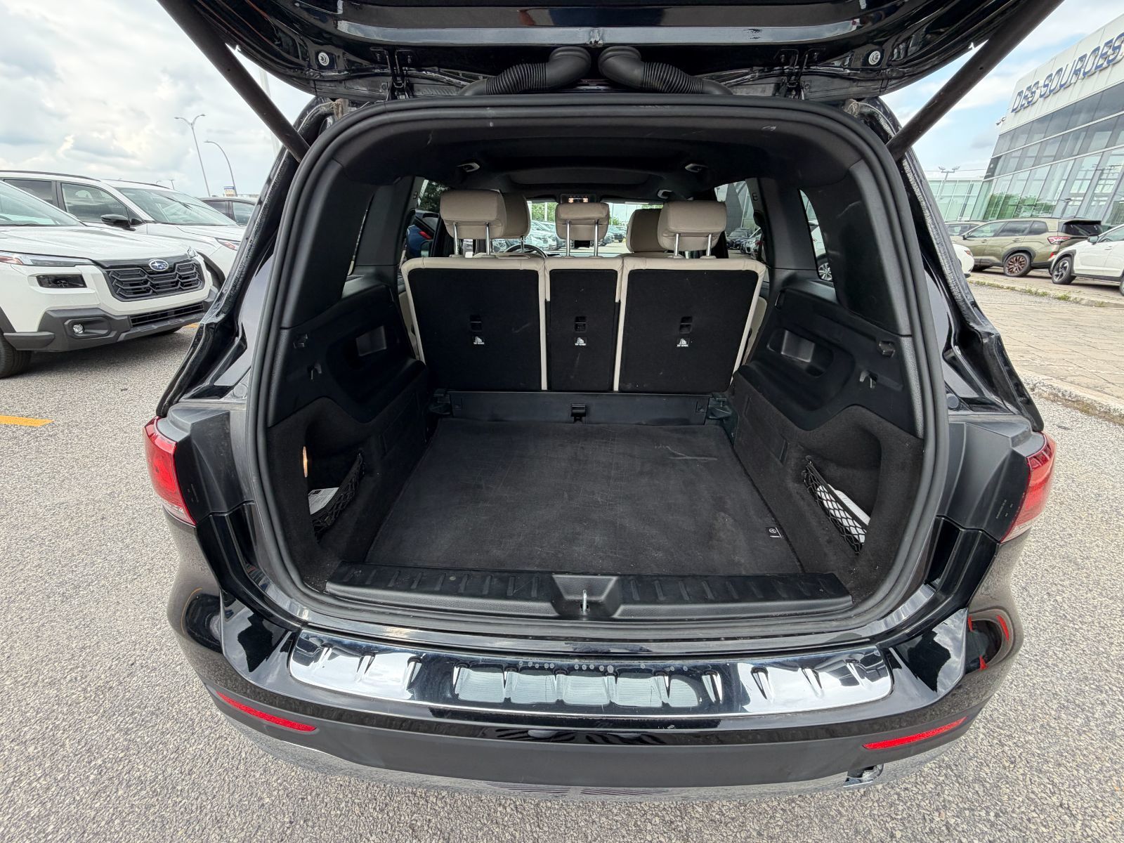 Mercedes-Benz GLB  2021