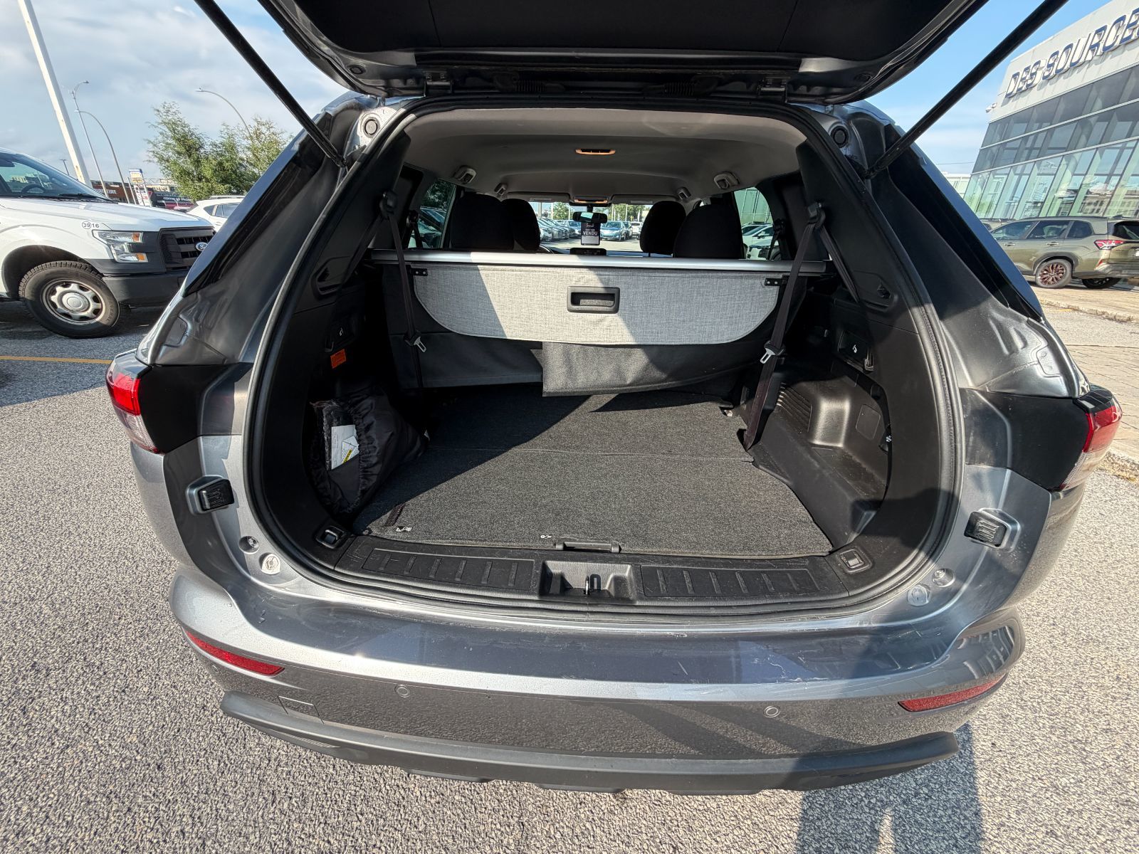 Mitsubishi Outlander PHEV  2023