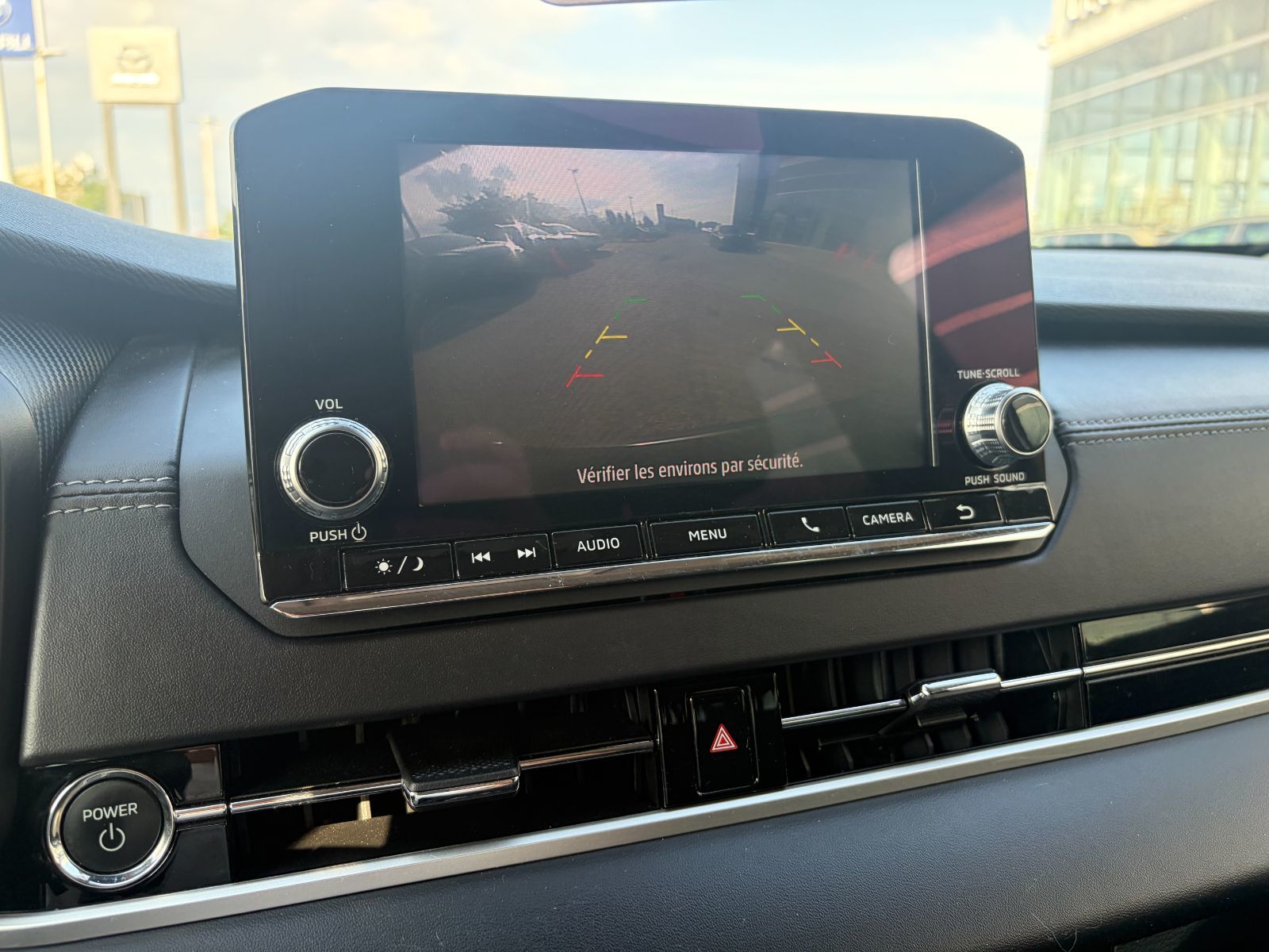 Mitsubishi Outlander PHEV  2023