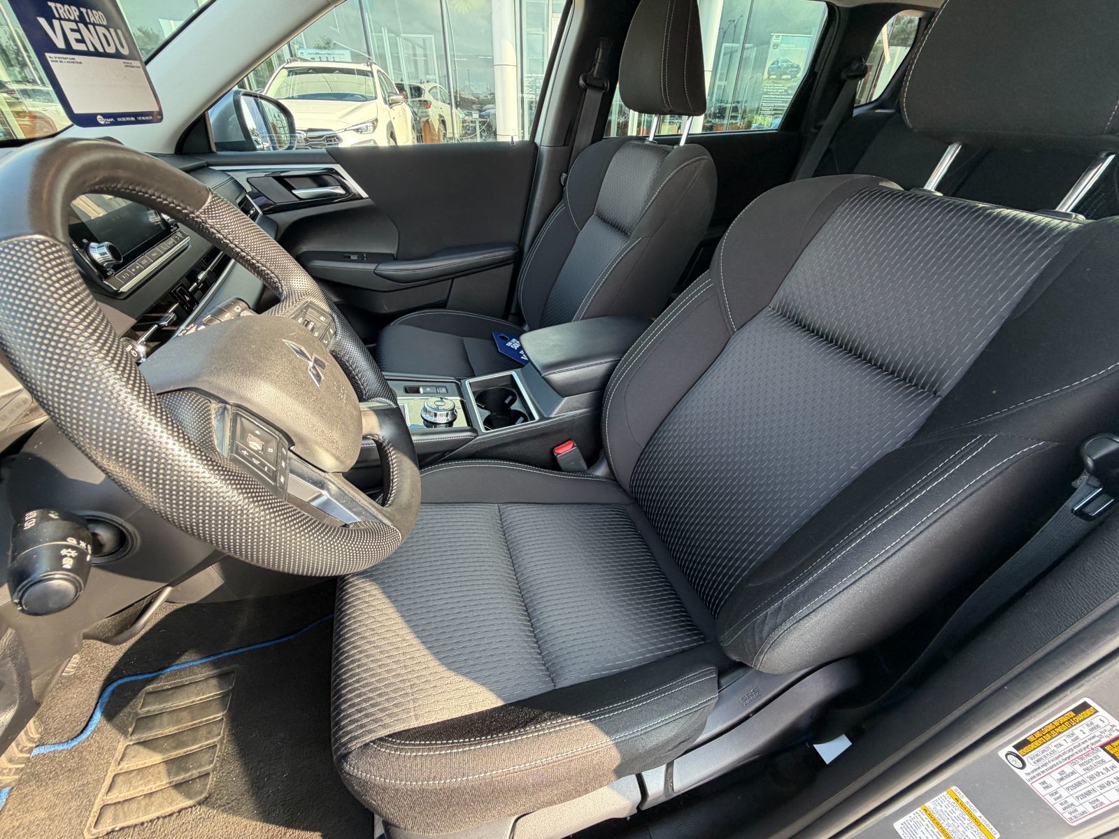 Mitsubishi Outlander PHEV  2023