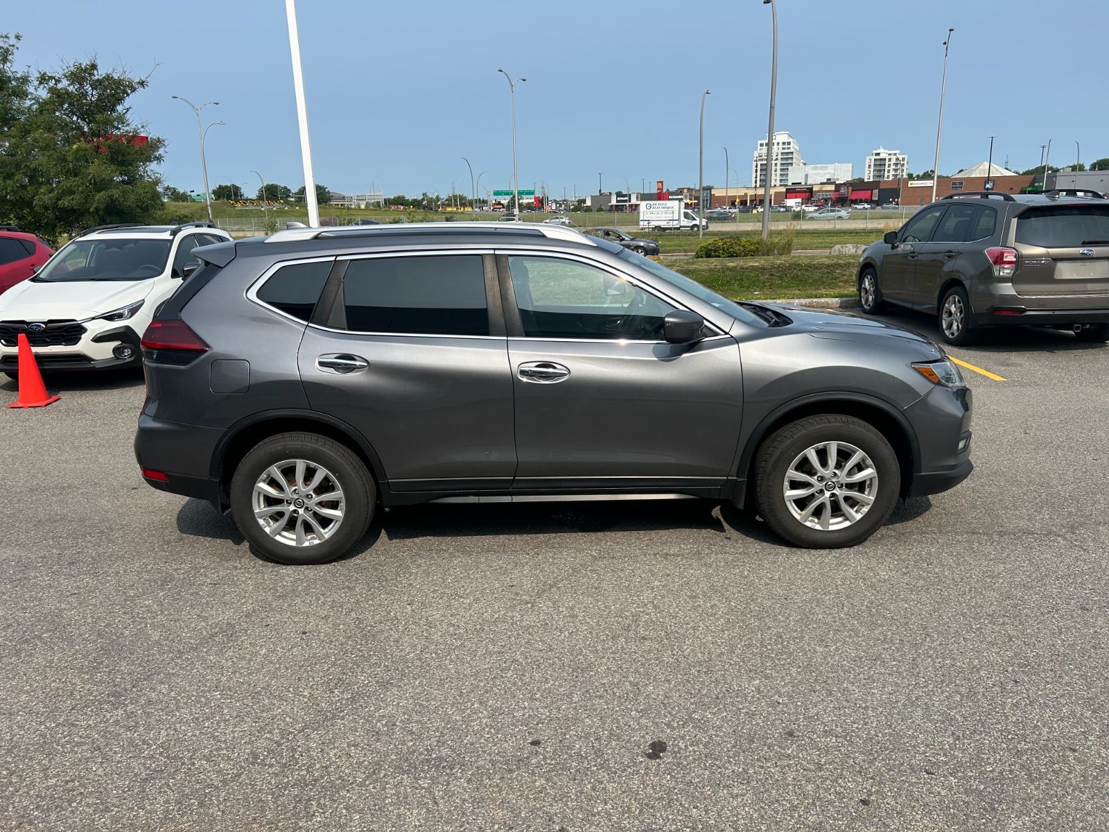 Nissan Rogue  2020 à Dorval, Québec