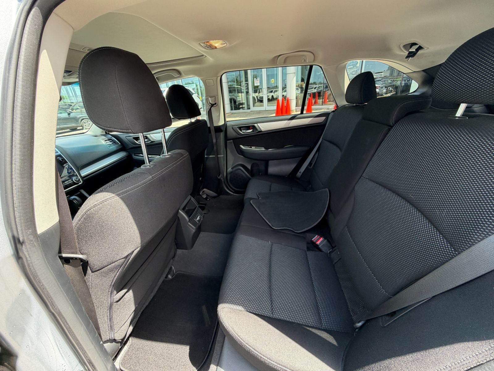 Subaru Outback  2018