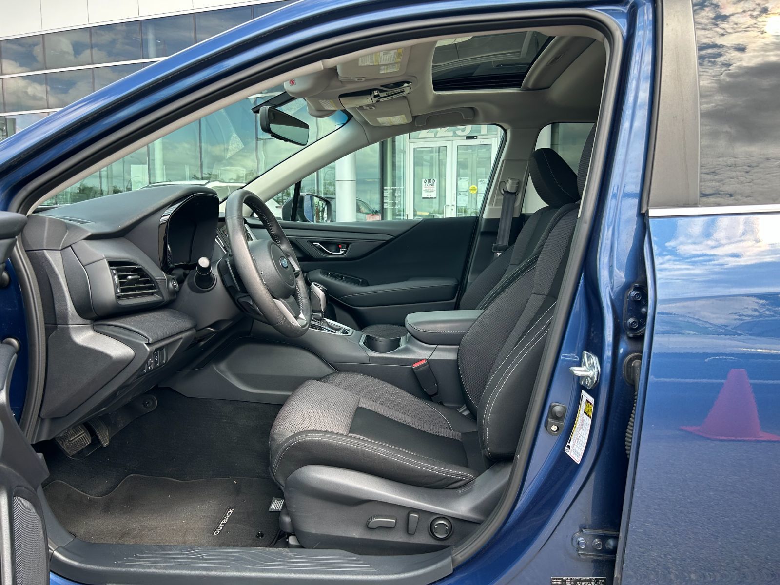 Subaru Outback  2022 à Dorval, Québec