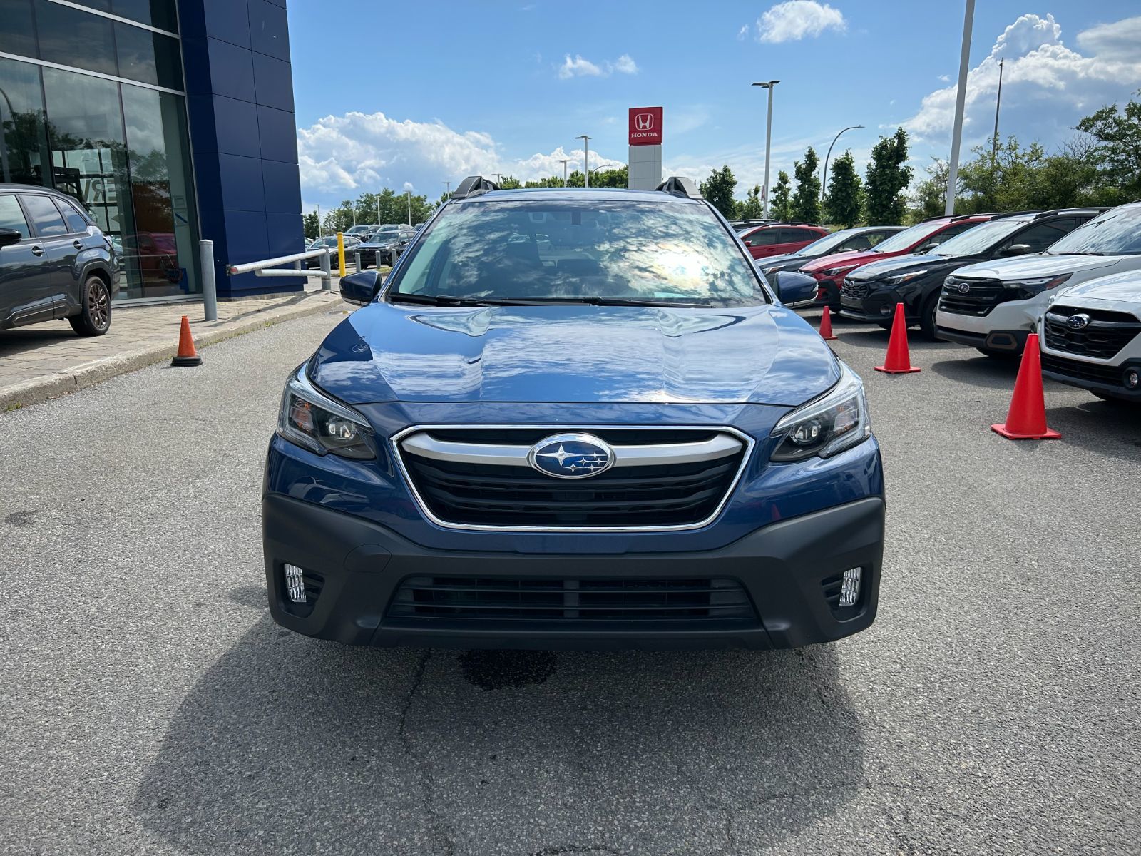 Subaru Outback  2022 à Dorval, Québec