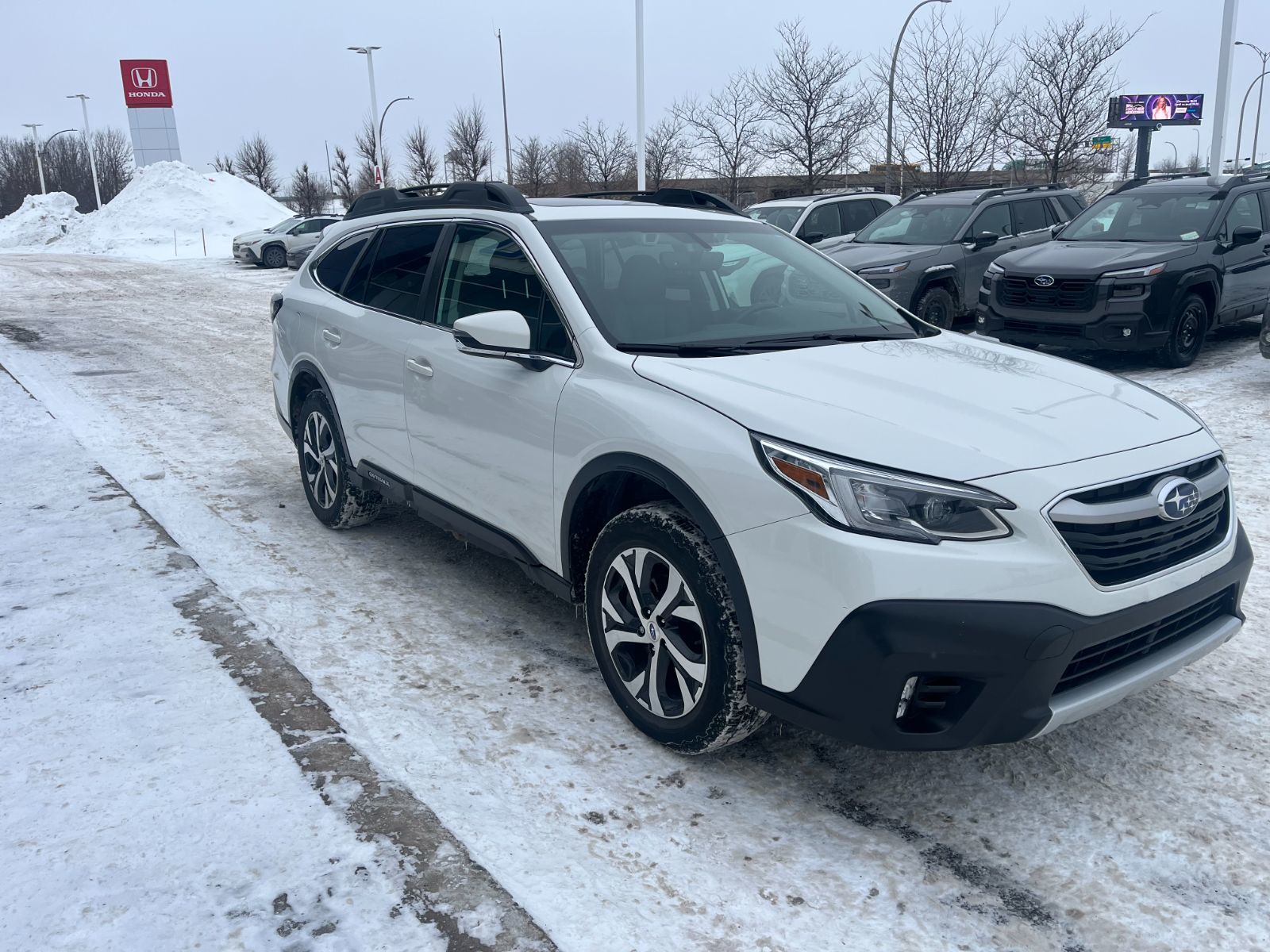 Subaru Outback  2022