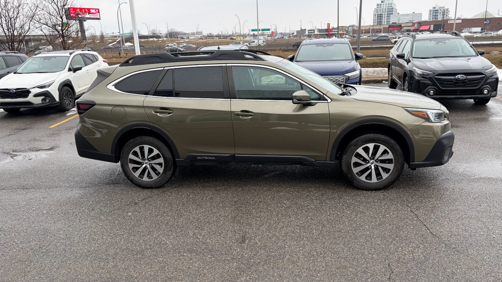 2022 Subaru Outback in Dorval, Quebec