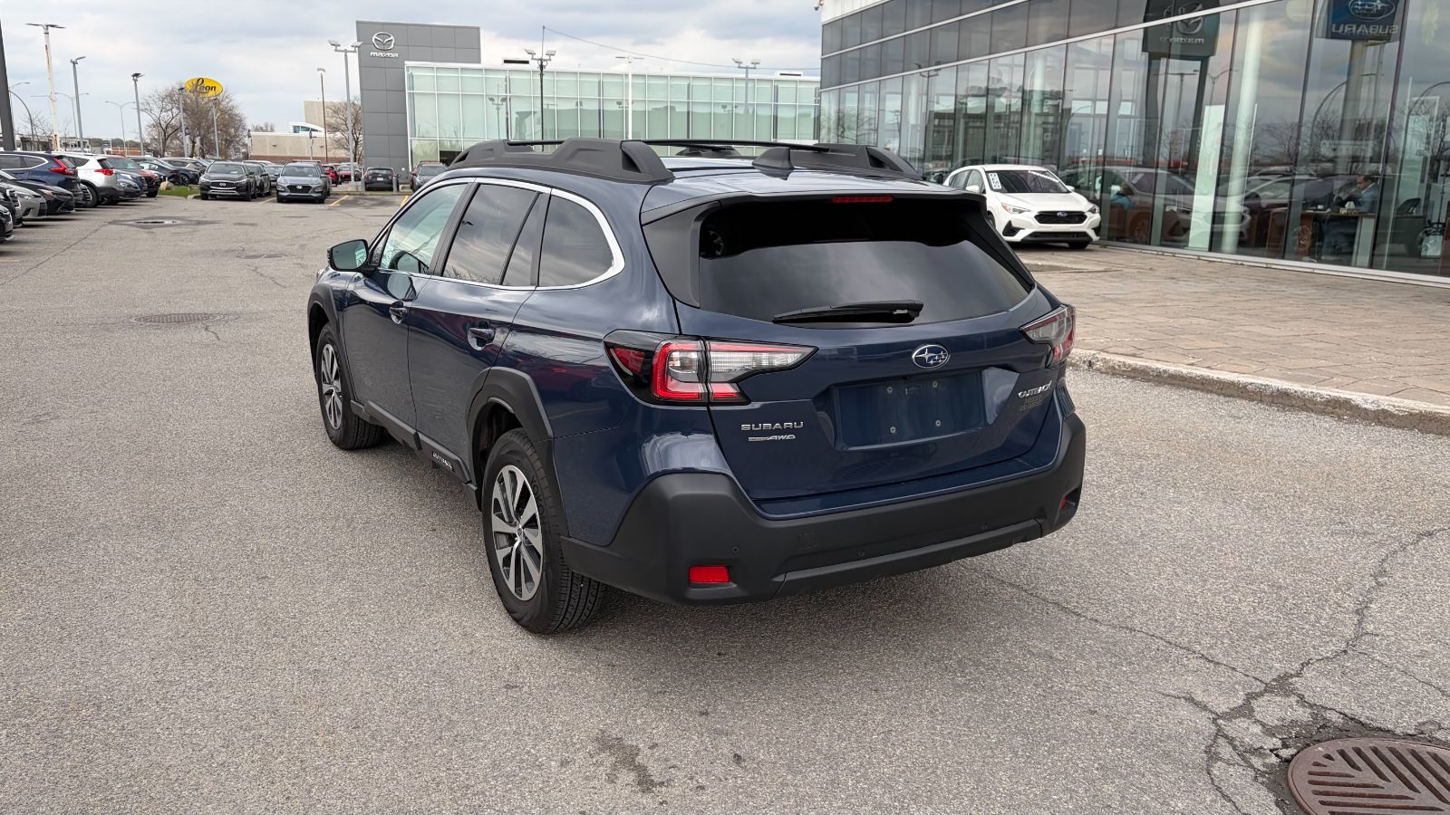 Subaru Outback  2023