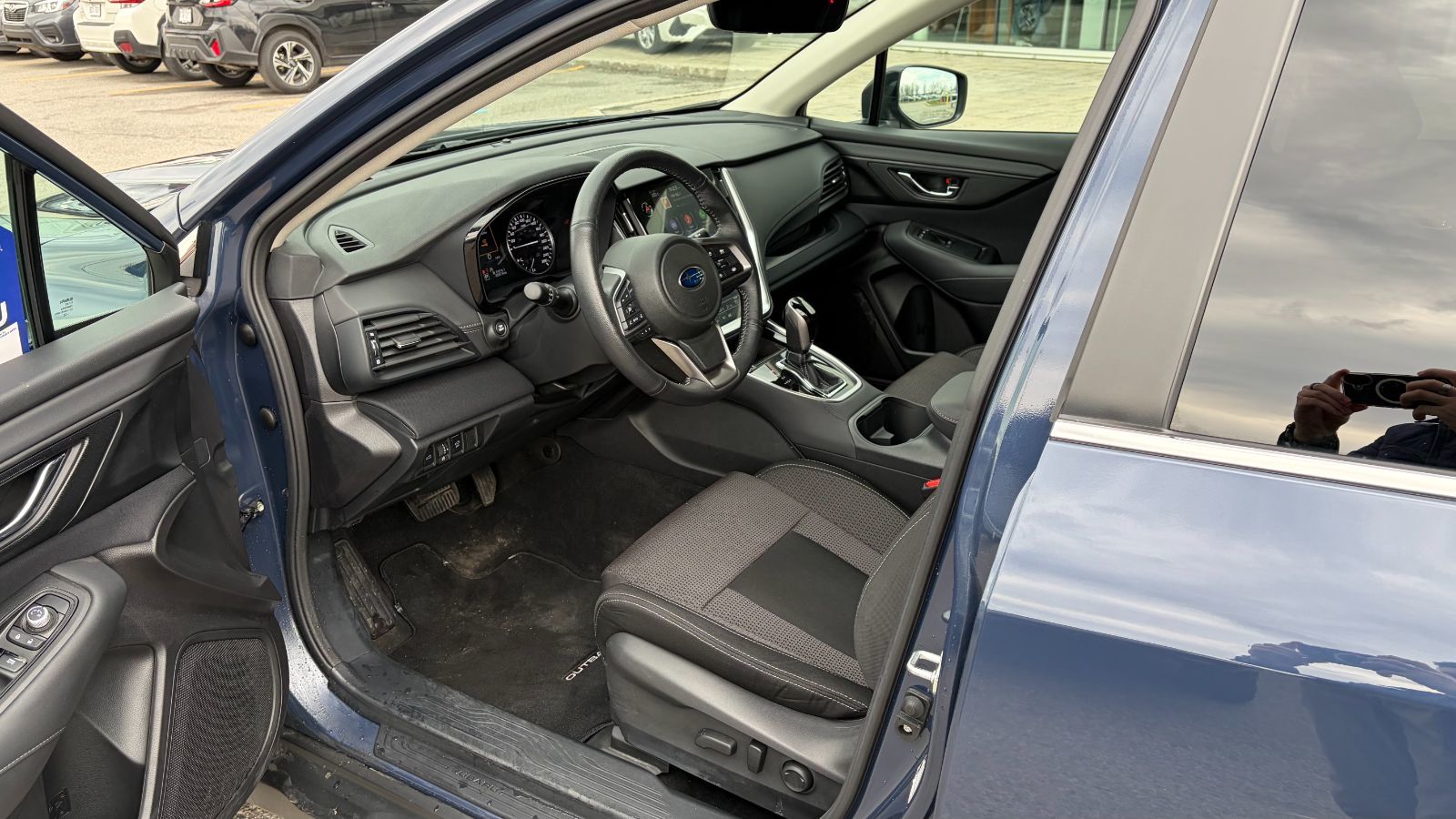 Subaru Outback  2023