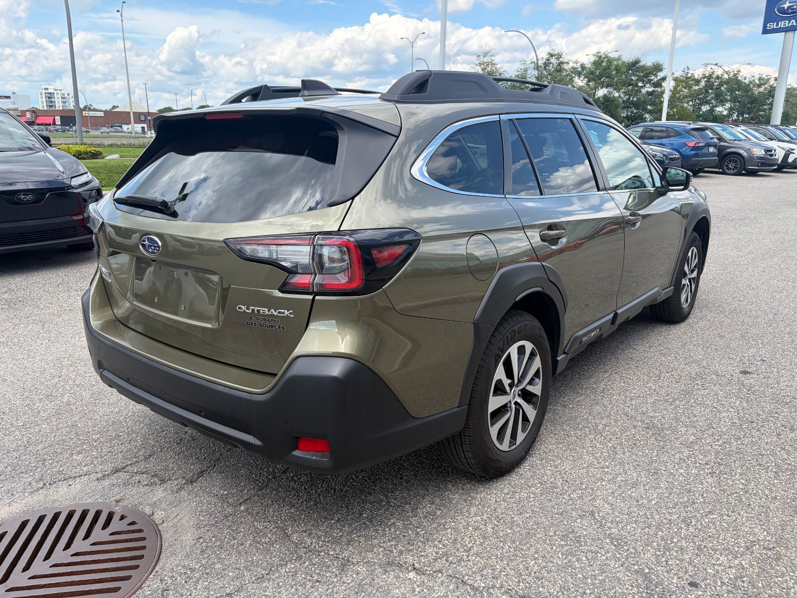 Subaru Outback  2023