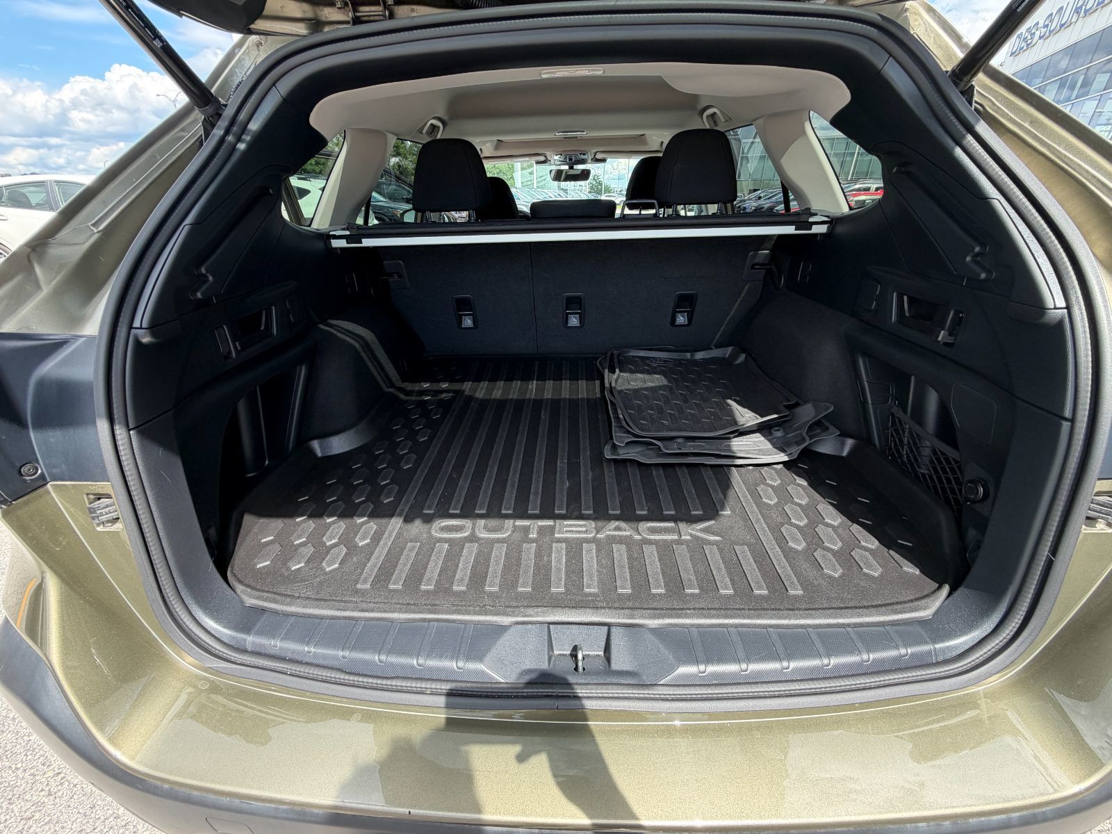 Subaru Outback  2023