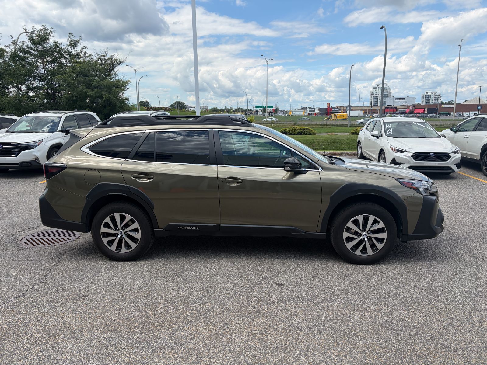 Subaru Outback  2023