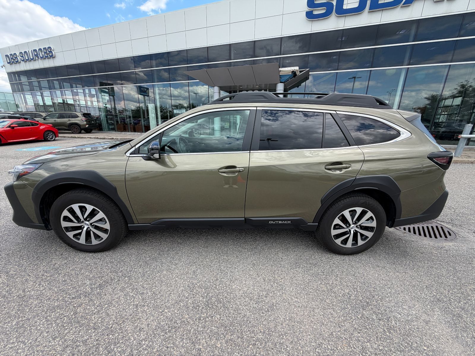 Subaru Outback  2023