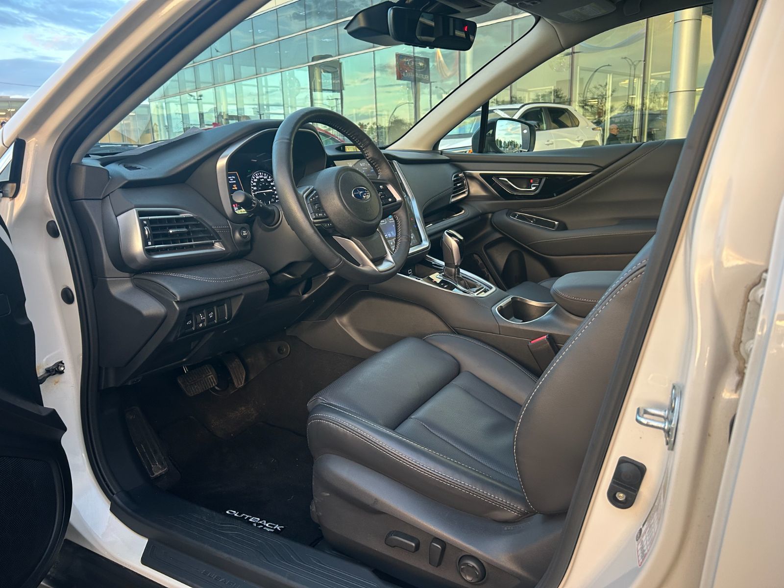 Subaru Outback  2024 à Dorval, Québec