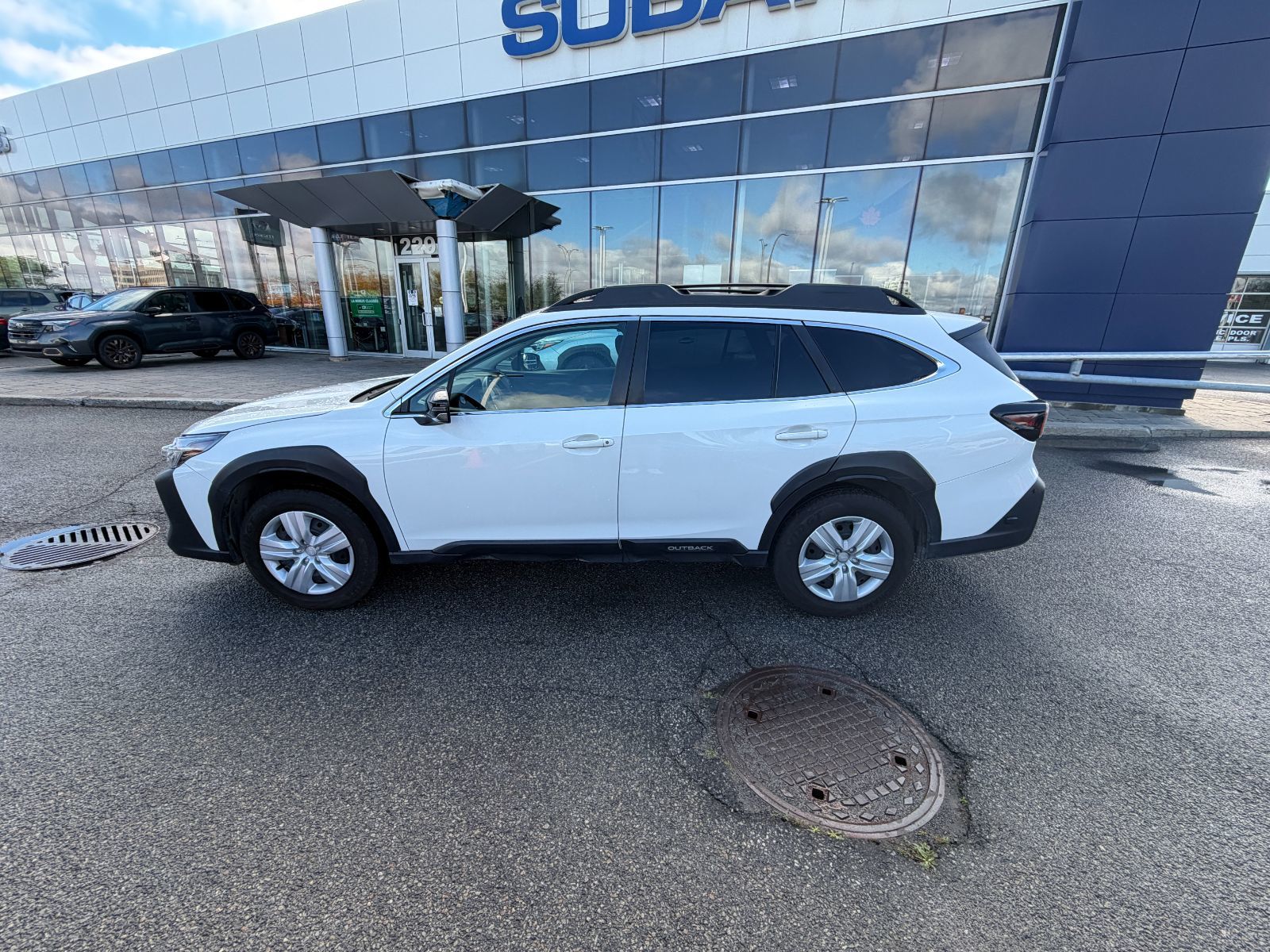 Subaru Outback  2024 à Dorval, Québec