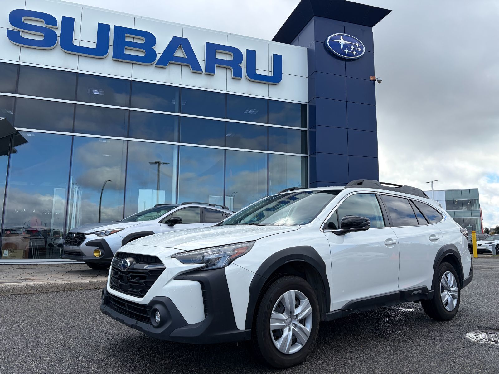 Subaru Outback  2024 à Dorval, Québec