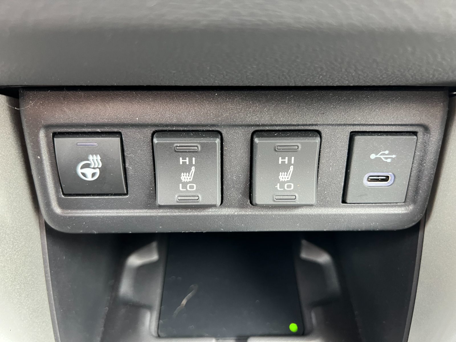Toyota COROLLA CROSS  2024 à Dorval, Québec