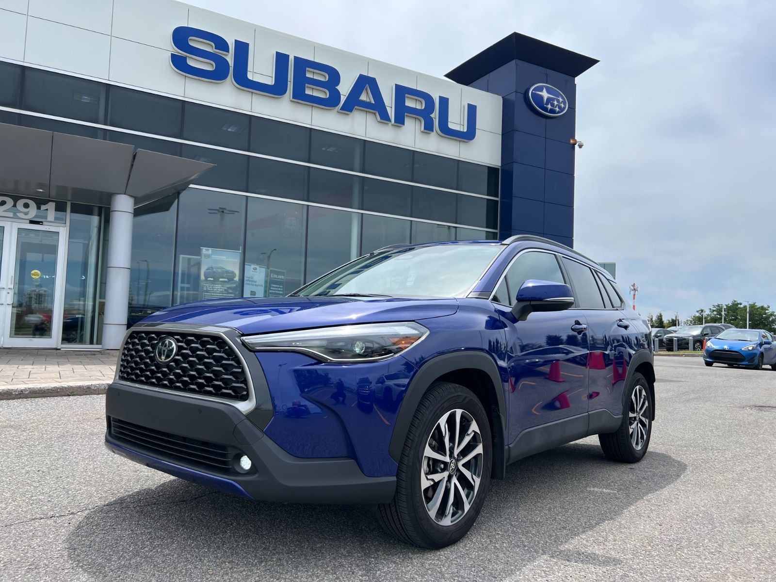 Toyota COROLLA CROSS  2024 à Dorval, Québec