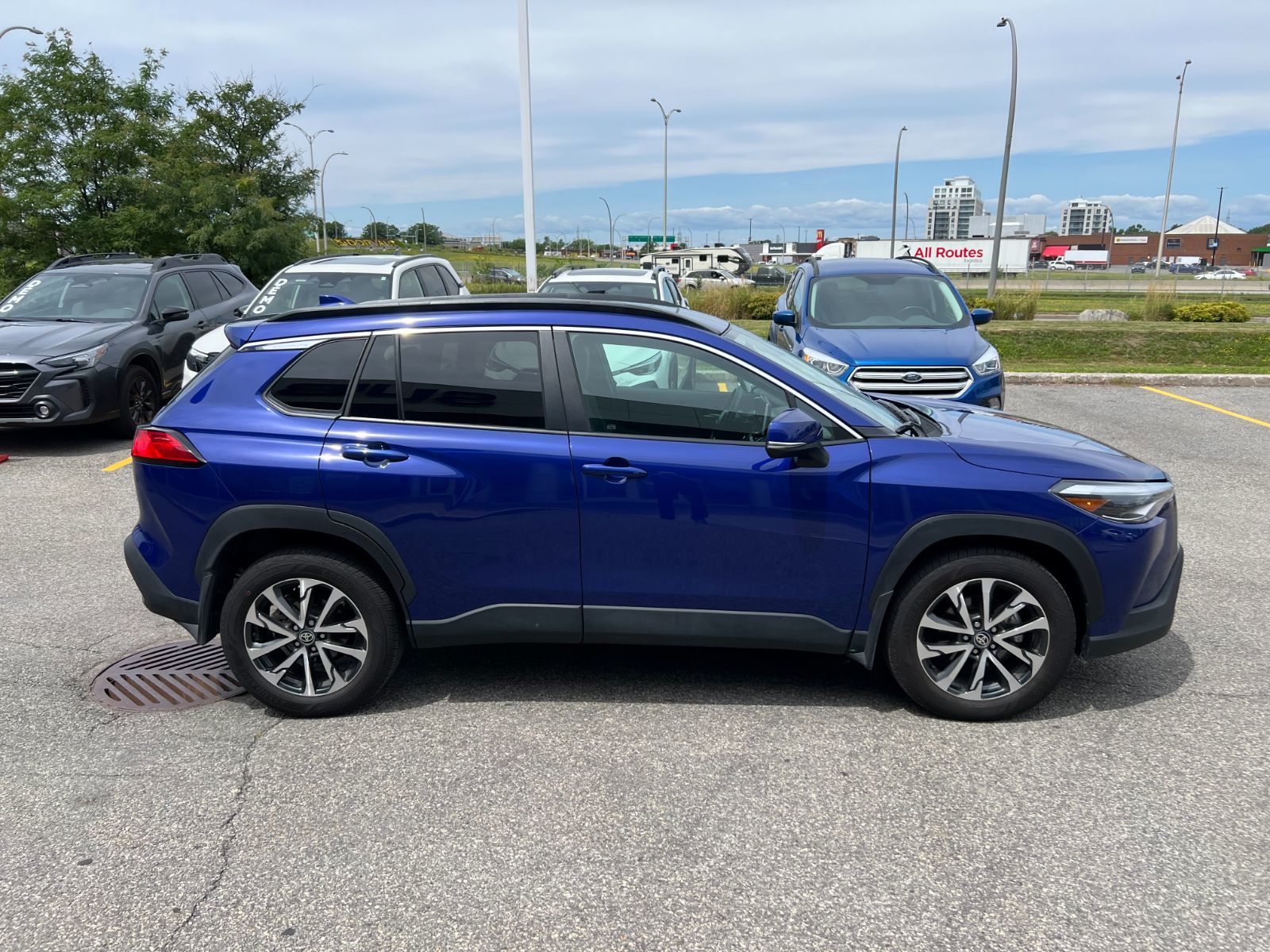 Toyota COROLLA CROSS  2024 à Dorval, Québec