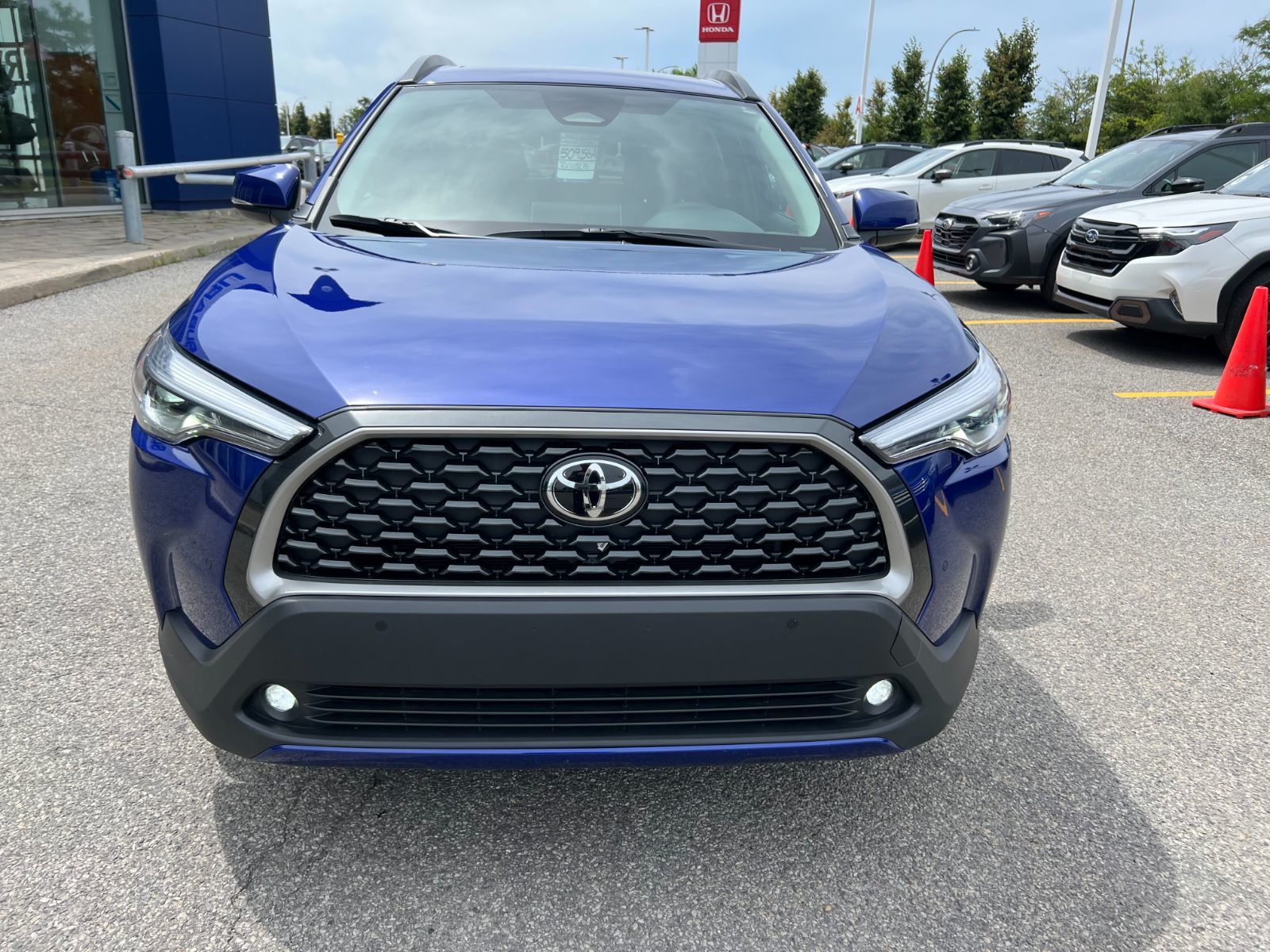 Toyota COROLLA CROSS  2024 à Dorval, Québec