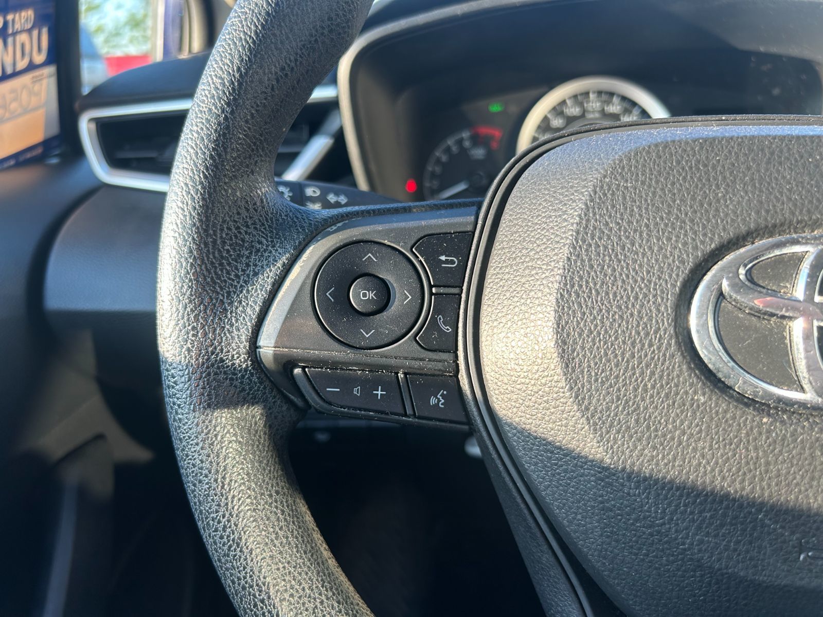 2020 Toyota Corolla in Dorval, Quebec