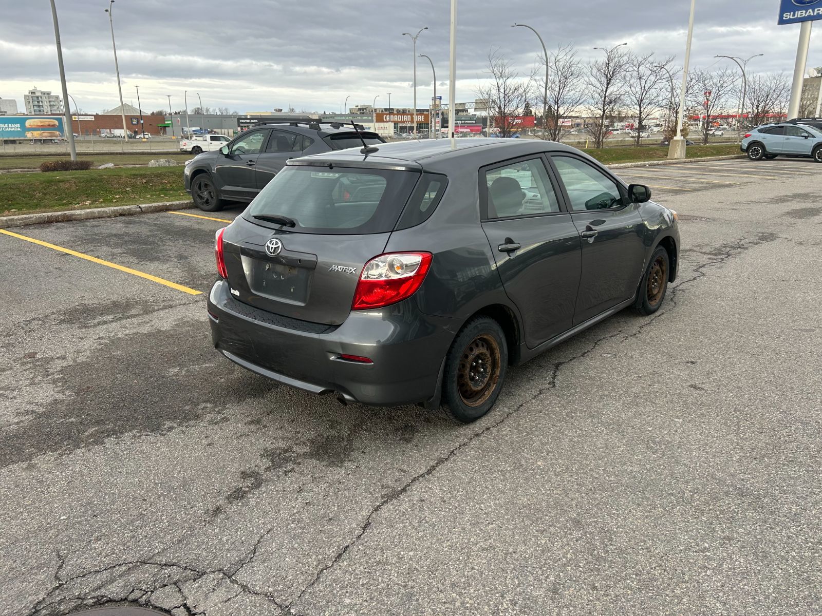 Toyota Matrix  2011 à Dorval, Québec