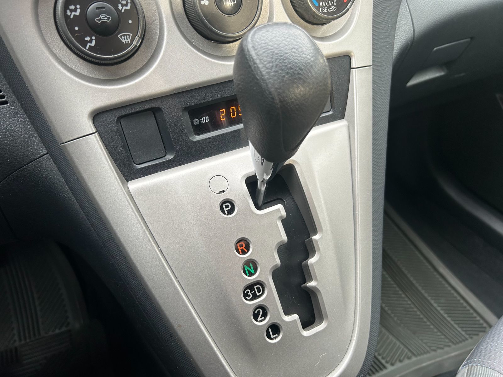 Toyota Matrix  2011 à Dorval, Québec