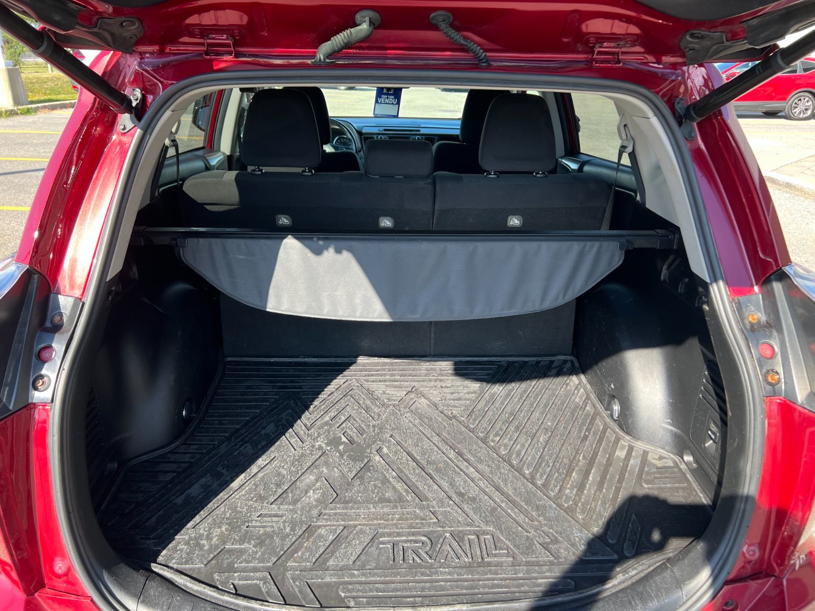 2018 Toyota RAV4 in Dorval, Quebec